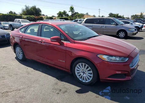 2014 Ford Fusion Se Hybrid z USA, uszkodzony, nr VIN 3FA6P0LU3ER189292
